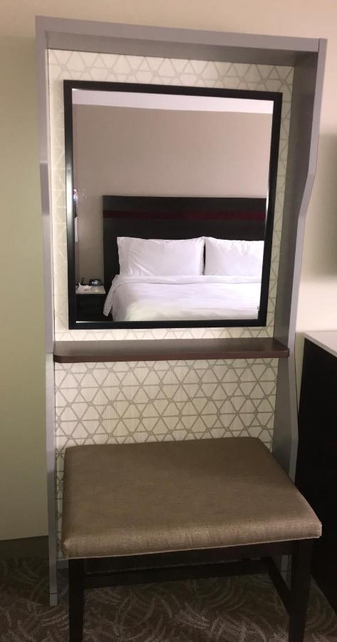 Holiday Inn Chicago Schaumburg By Ihg מראה חיצוני תמונה